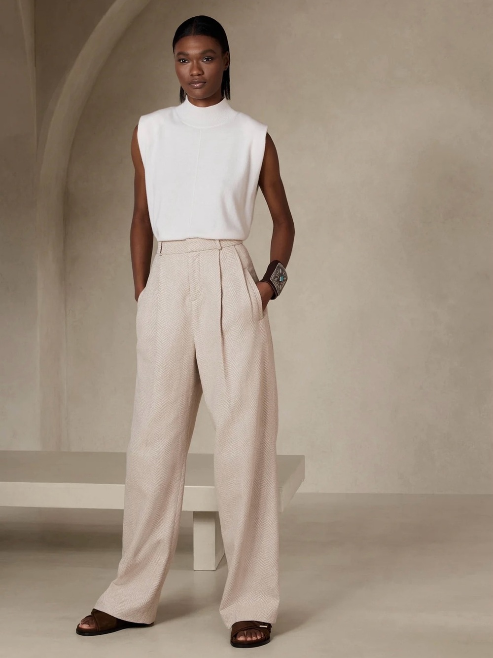 NWT Banana Republic Norfolk Wide-Leg High-Rise Linen-Cotton Pants, Size 10 - Picture 3 of 16